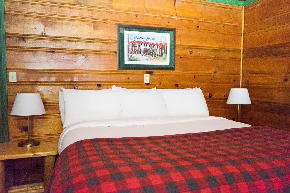 Shaver Lake Village Hotel Buitenkant foto