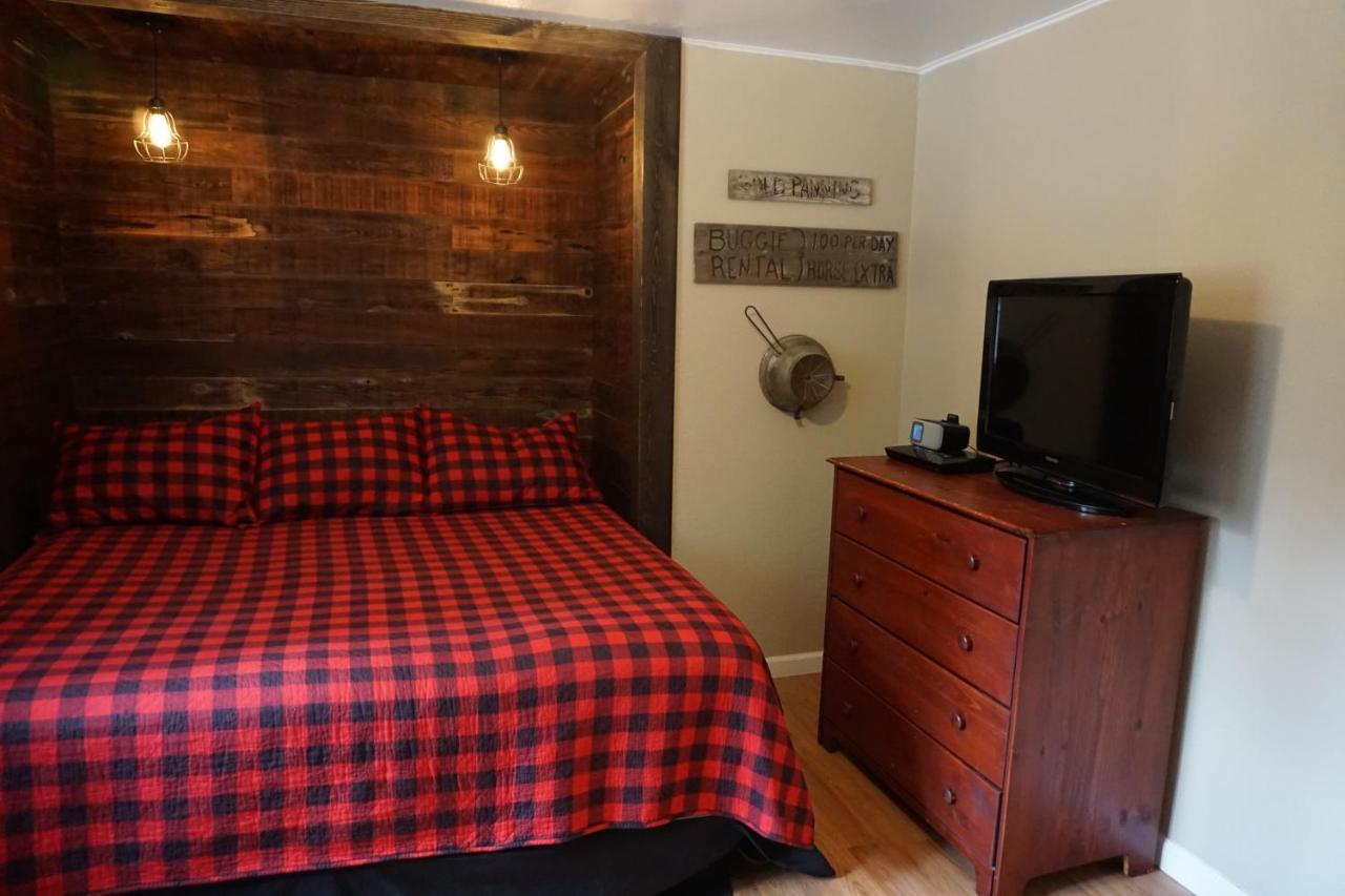 Shaver Lake Village Hotel Buitenkant foto