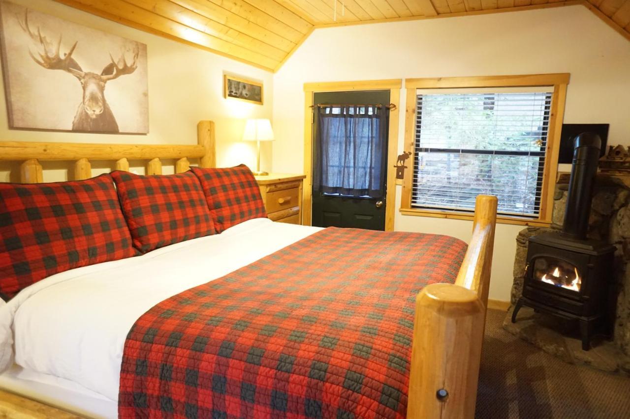 Shaver Lake Village Hotel Buitenkant foto